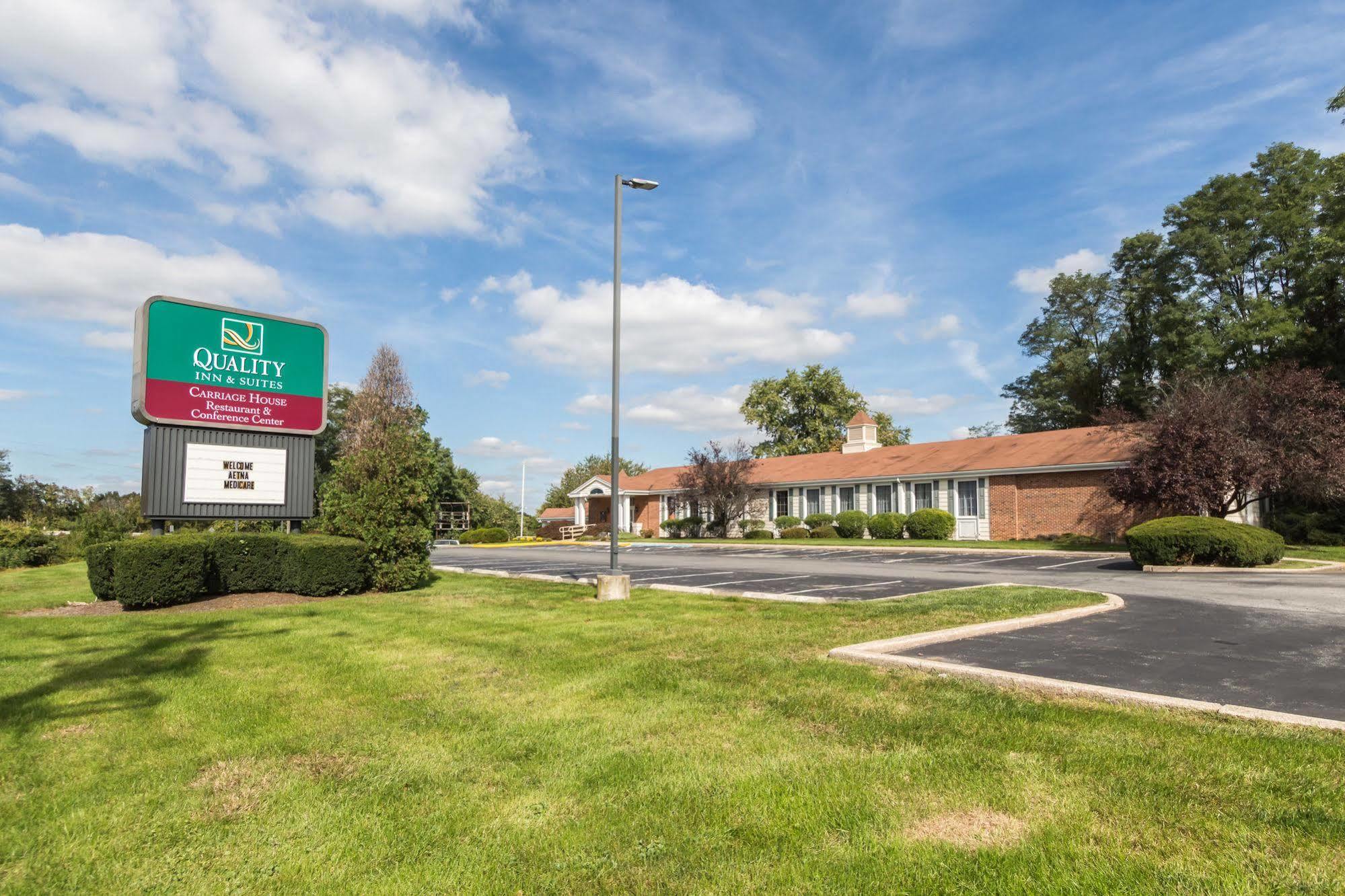 Quality Inn & Suites Conference Center West Chester Exterior photo